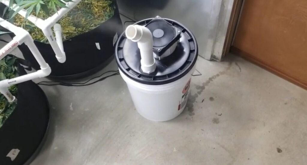 DIY Humidifier Bucket The Dude Grows Show